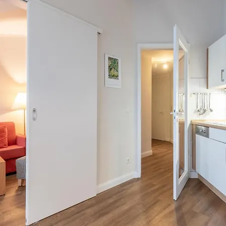 Geschmackvoll Eingerichtete Mit Grossem Balkon In Sellin (Rugen)
