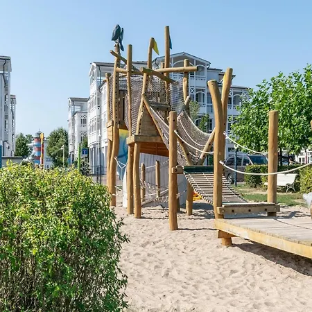 Geschmackvoll Eingerichtete Mit Grossem Balkon In Apartment *